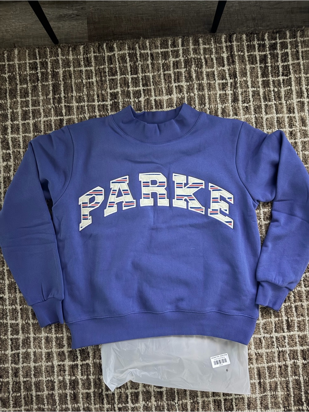 Brand NEW Parke Women’s Crewneck Sweatshirt in Blue- Coastal drop